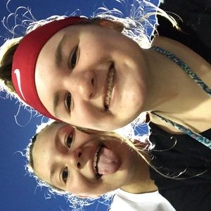 Meet your Posher, Abby